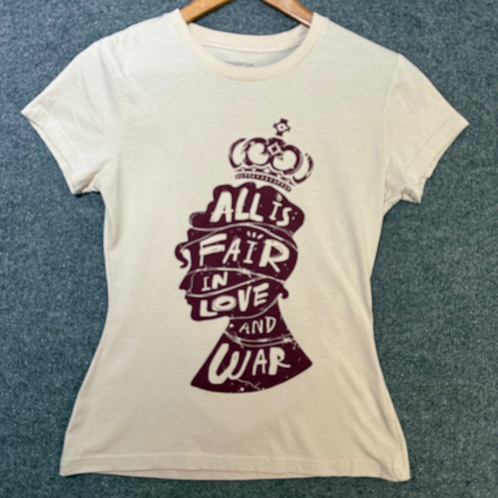 Bridgerton Shirt Womens Extra Small All Is Fair In Love And War Graphic Tee